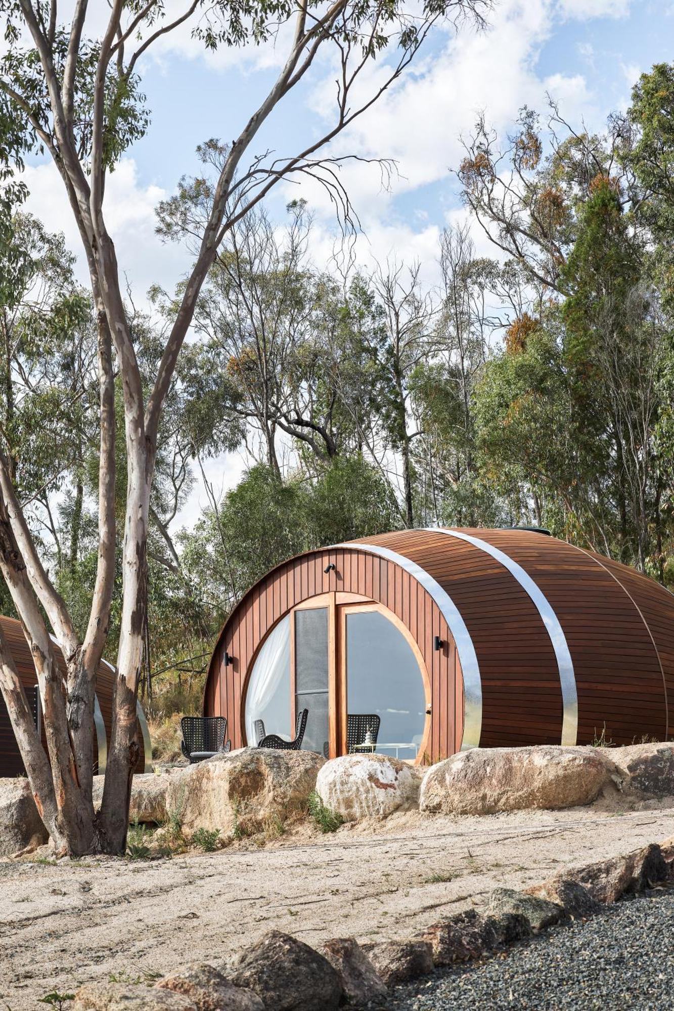 Barrel View Luxury Cabins Ballandean Exterior photo
